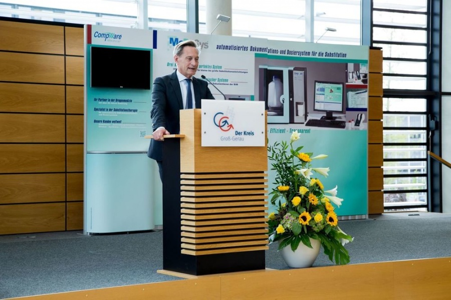 Feierstunde Deutscher Mittelstandspreises 2014 an CompWare Medical im Kreistag Groß-Gerau (28. Mai 2015).