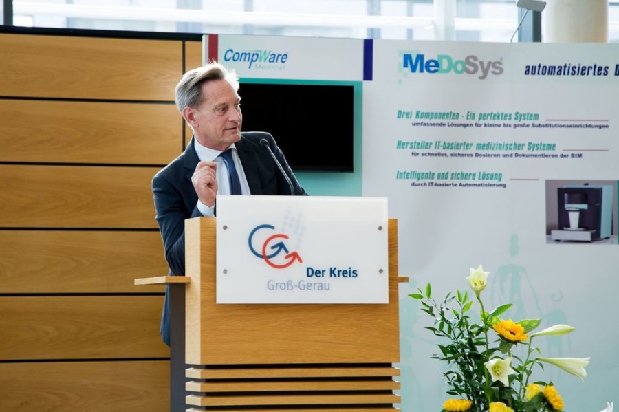 Feierstunde Deutscher Mittelstandspreises 2014 an CompWare Medical im Kreistag Groß-Gerau (28. Mai 2015).