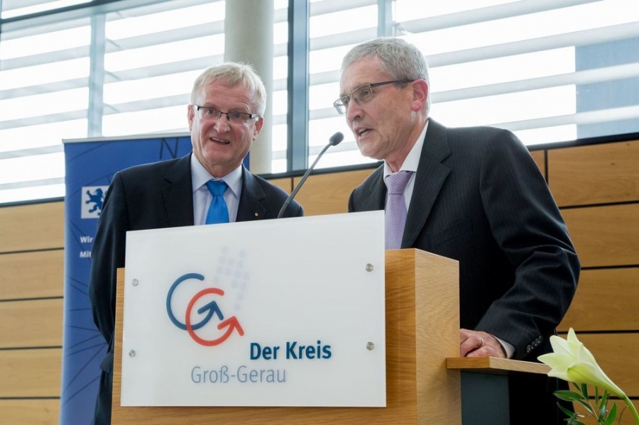 Feierstunde Deutscher Mittelstandspreises 2014 an CompWare Medical im Kreistag Groß-Gerau (28. Mai 2015).