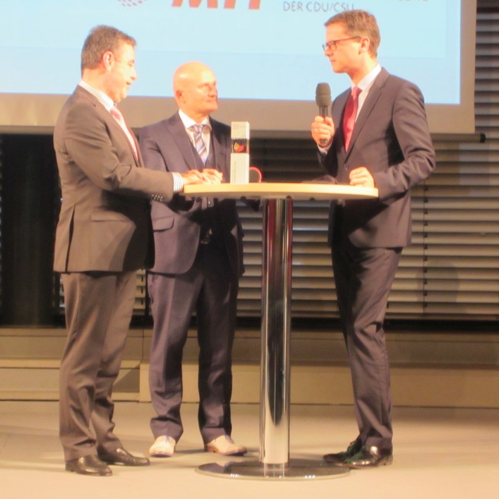 Verleihung des Deutschen Mittelstandspreises 2014 an CompWare Medical. Feierstunde im Allianz-Forum, Berlin.